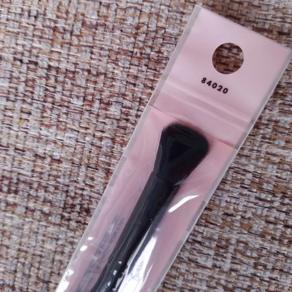 💋 4 for $12 ELF Blending Brush  e.l.f. #84020, New, Unopened